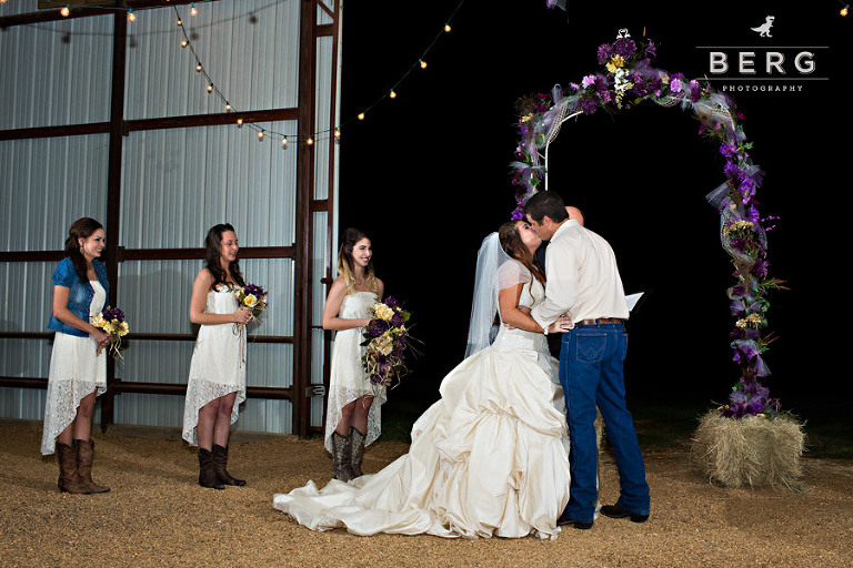 26 Shongaloo-Louisiana-Wedding-Photography-11