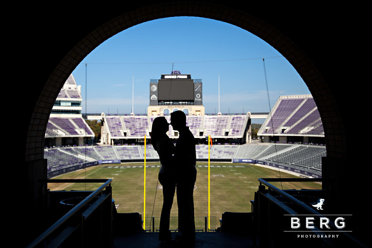 F TCU-Fort-Worth-Wedding-Photographers-13