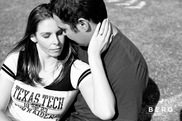 W TCU-Fort-Worth-Wedding-Photographers-34