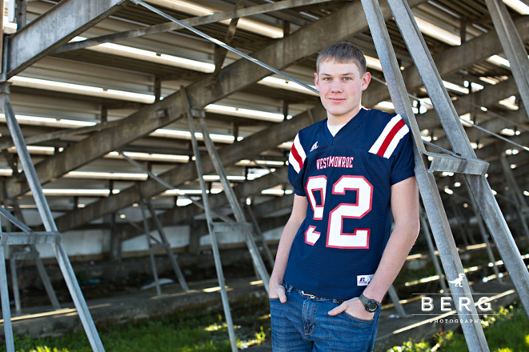 4 West-Monroe-Senior-Portrait-Photographers-5