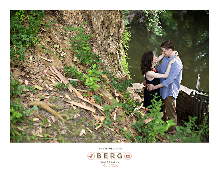 Highland-Park-Lakeside-Park-engagement-session-Dallas-Texas-wedding-photographers-(6)