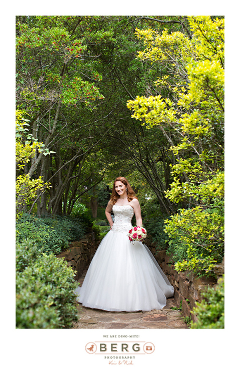 Dallas Texas Wedding Photographer Chandor Gardens Bridal Session (5)