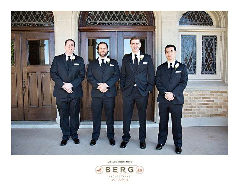 Munger-Place-Church-Dallas-Petroleum-Club-wedding-photographers-(15)