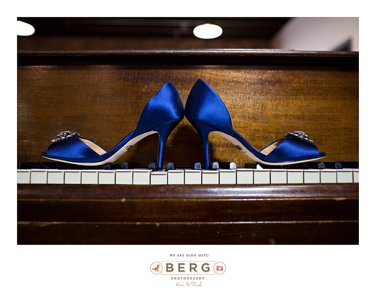 Munger-Place-Church-Dallas-Petroleum-Club-wedding-photographers-(2)