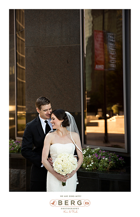 Munger-Place-Church-Dallas-Petroleum-Club-wedding-photographers-(30)