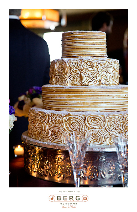 Munger-Place-Church-Dallas-Petroleum-Club-wedding-photographers-(38)