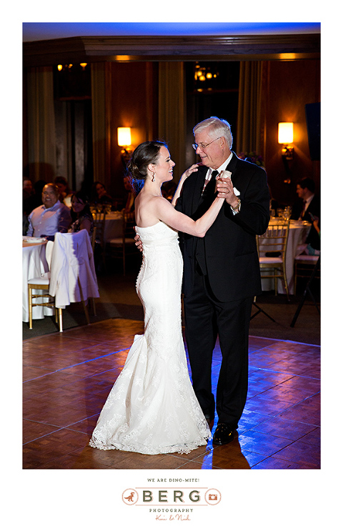 Munger-Place-Church-Dallas-Petroleum-Club-wedding-photographers-(42)