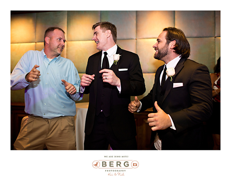 Munger-Place-Church-Dallas-Petroleum-Club-wedding-photographers-(54)