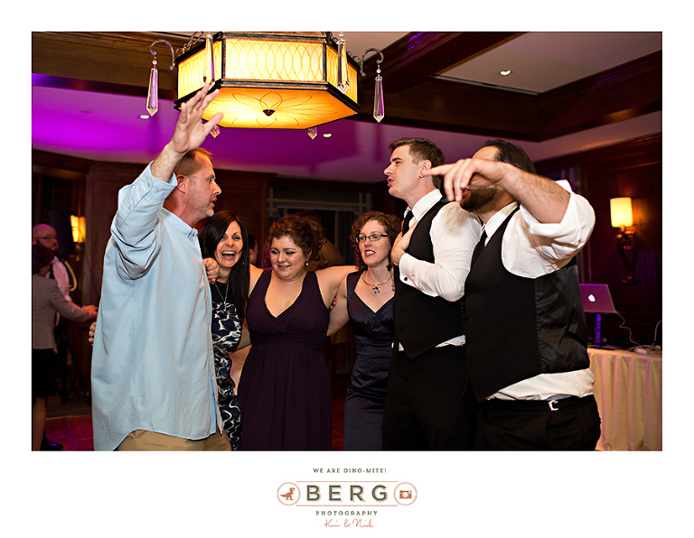 Munger-Place-Church-Dallas-Petroleum-Club-wedding-photographers-(58)