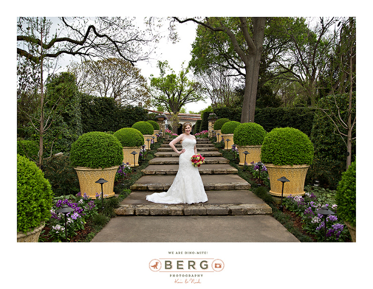 Dallas-Arboretum-bridal-session-Dallas-wedding-photographers (2)
