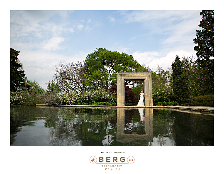 Dallas-Arboretum-bridal-session-Dallas-wedding-photographers (6)
