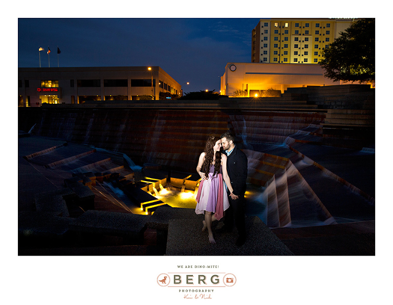 Dallas Texas Engagement Session Wedding Photography Dallas Arts District Fort Worth Water Gardens (16)