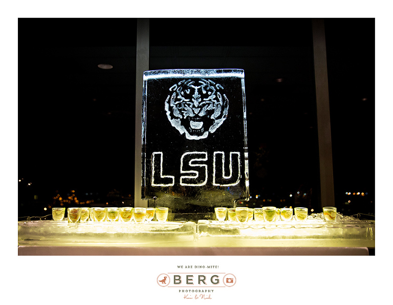 St John Berchman's and Petroleum Club Shreveport Wedding Photographers (27)