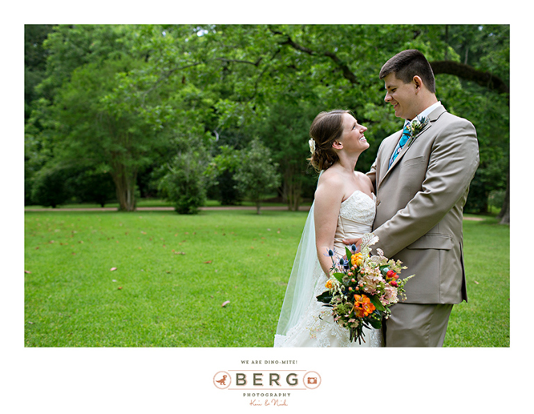 Brandon Hall Natchez Mississippi wedding photographers (26)