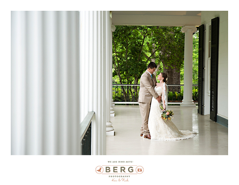 Brandon Hall Natchez Mississippi wedding photographers (30)