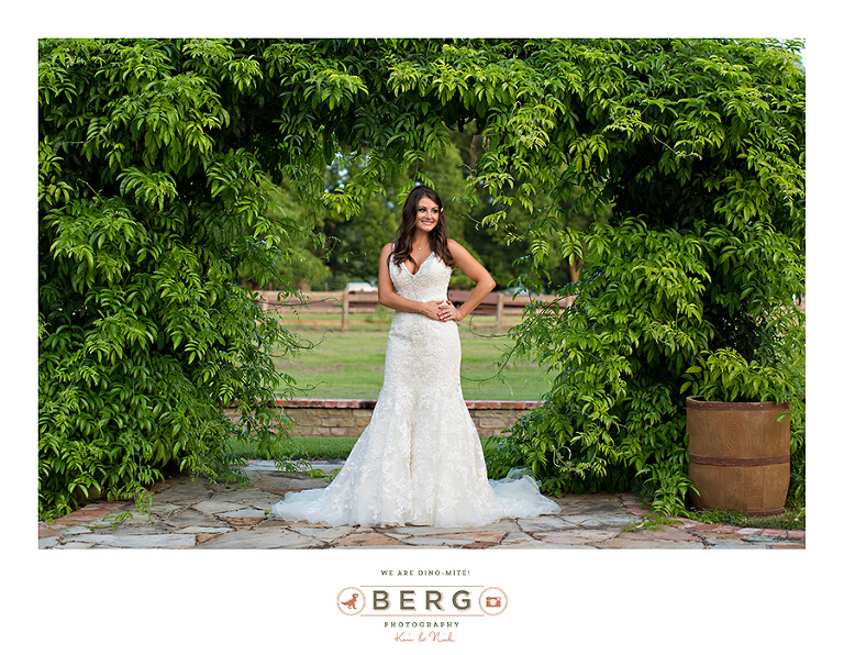 Hill Country Village Bridal Session Shreveport Louisisana wedding photographers (6)