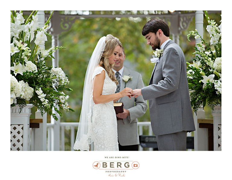 Fairview Inn Jackson Mississippi wedding photographers (20)