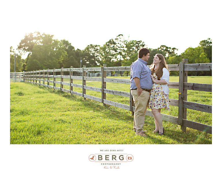 The-Barn-at-Bridlewood-Hattiesburg-Mississippi-engagement-session-(4)