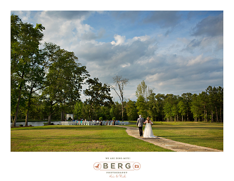 The Barn at Bridlewood Hattiesburg Mississippi wedding photographers (11)
