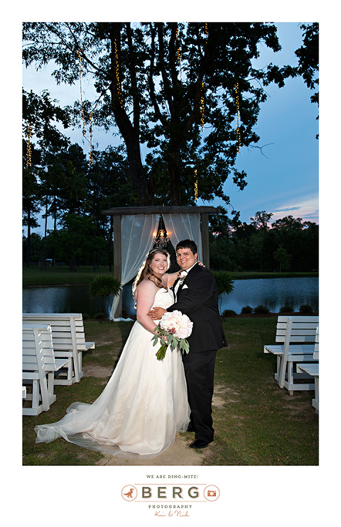 The Barn at Bridlewood Hattiesburg Mississippi wedding photographers (21)