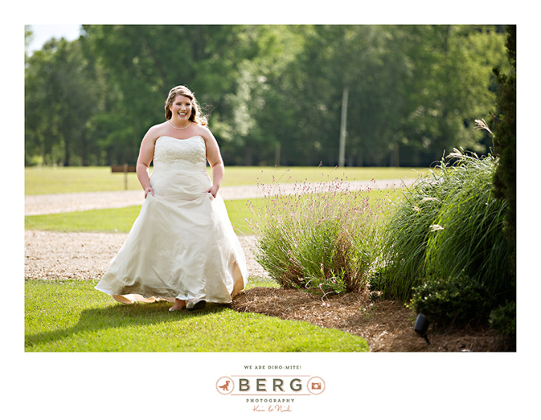 The Barn at Bridlewood Hattiesburg Mississippi wedding photographers (7)