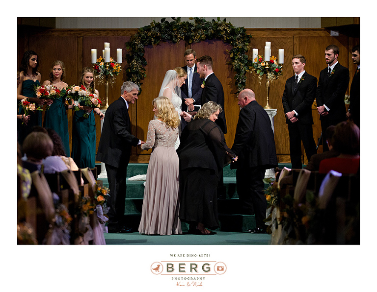 broadmoor-baptist-valencia-on-cross-lake-shreveport-wedding-photographers-12