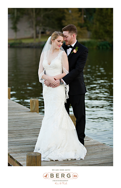 broadmoor-baptist-valencia-on-cross-lake-shreveport-wedding-photographers-29