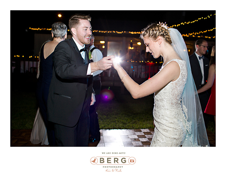 broadmoor-baptist-valencia-on-cross-lake-shreveport-wedding-photographers-42