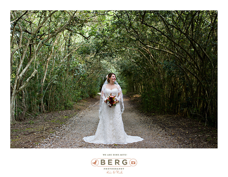 avery-island-jungle-gardens-bridal-session-wedding-photographers-11