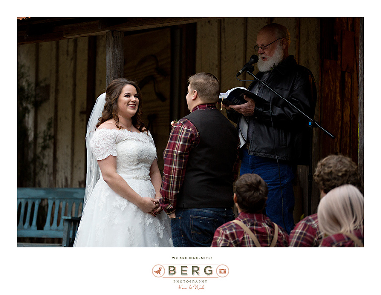 Shreveport Louisiana backyard wedding photographers (21)