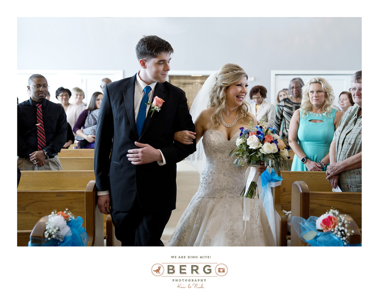 Bellevue Place Wedding Chapel Benton Louisiana wedding photographers (12)