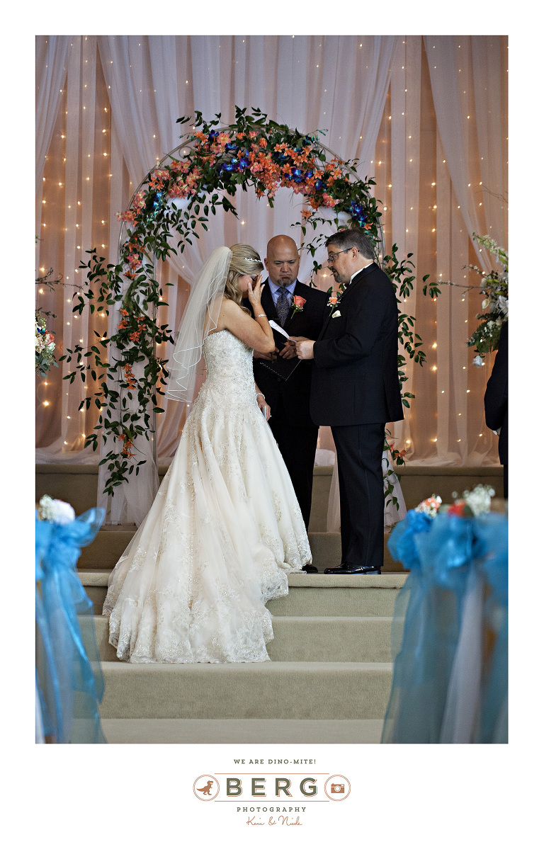 Bellevue Place Wedding Chapel Benton Lou isiana wedding photographers (16)