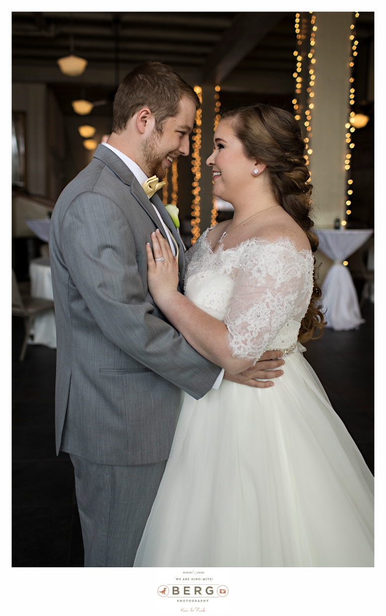 Silver Lake Ballroom Shreveport Louisiana Wedding Photographers (14)