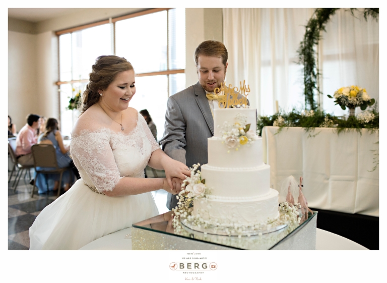 Silver Lake Ballroom Shreveport Louisiana Wedding Photographers (41)
