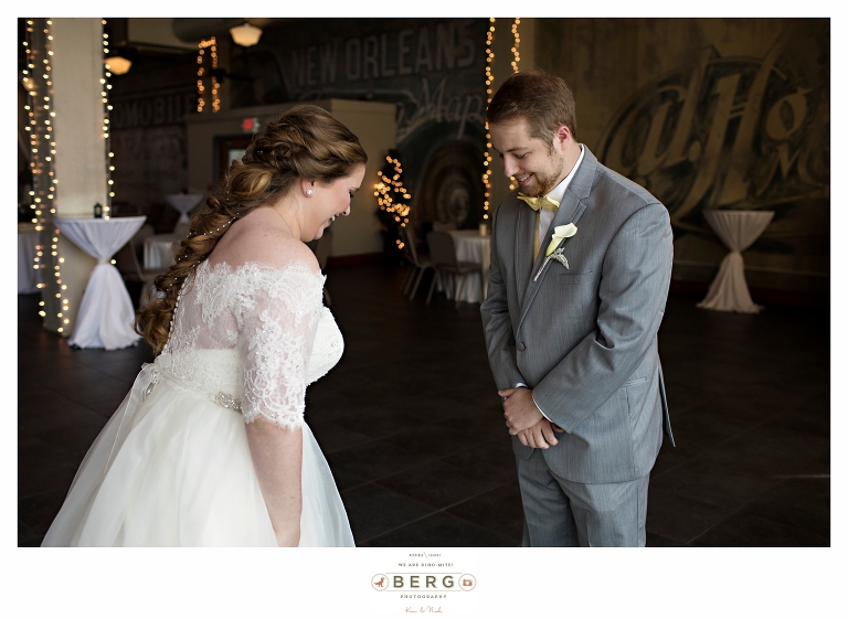 Silver Lake Ballroom Shreveport Louisiana Wedding Photographers (7)