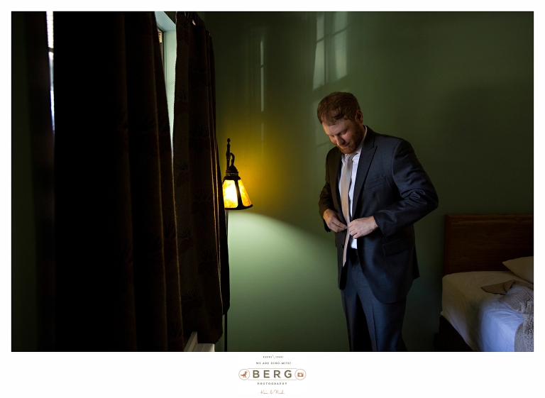 Thorncrown Chapel Eureka Springs destination wedding photographers (11)