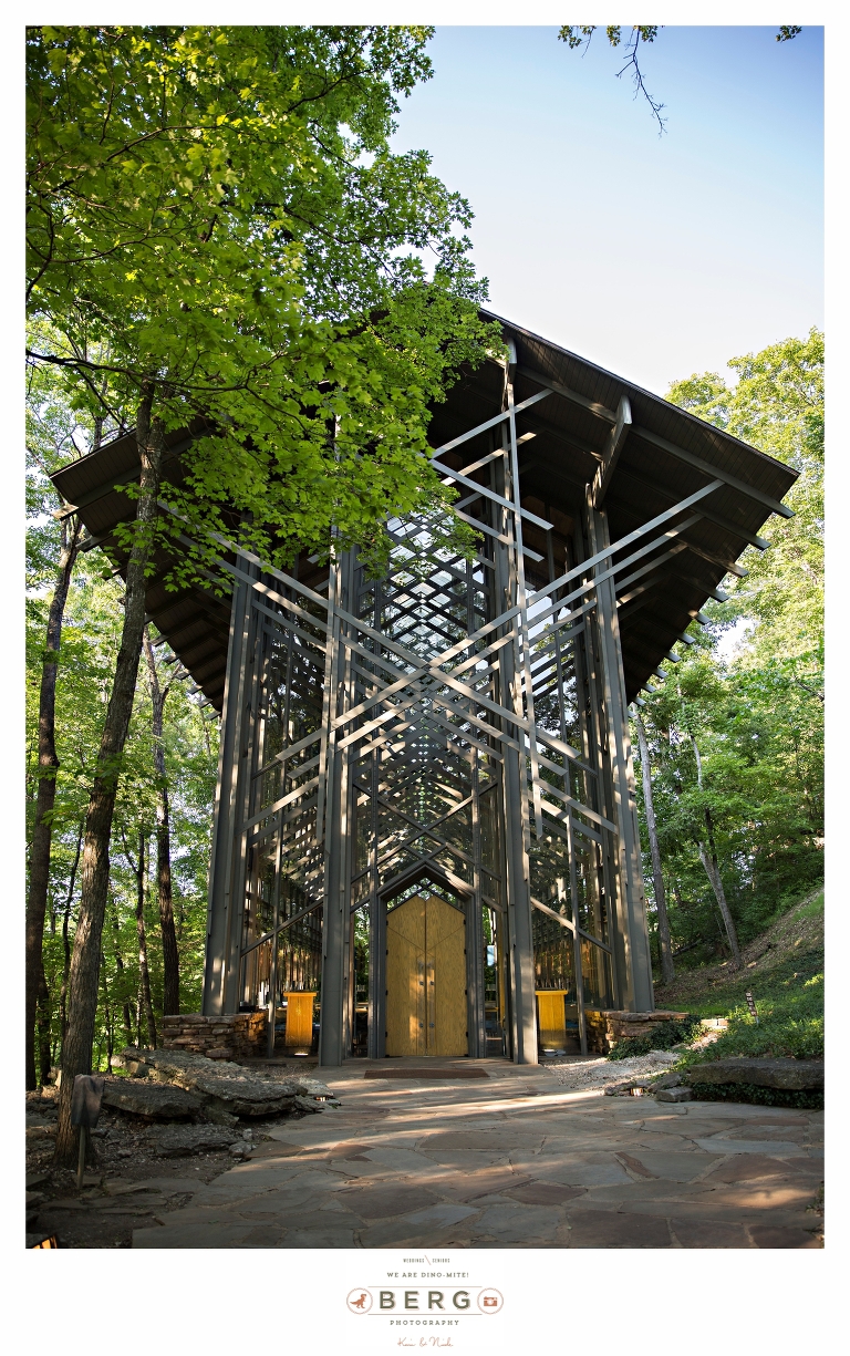 Thorncrown Chapel Eureka Springs destination wedding photographers (13)