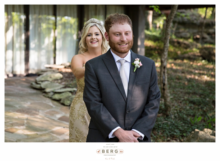 Thorncrown Chapel Eureka Springs destination wedding photographers (17)