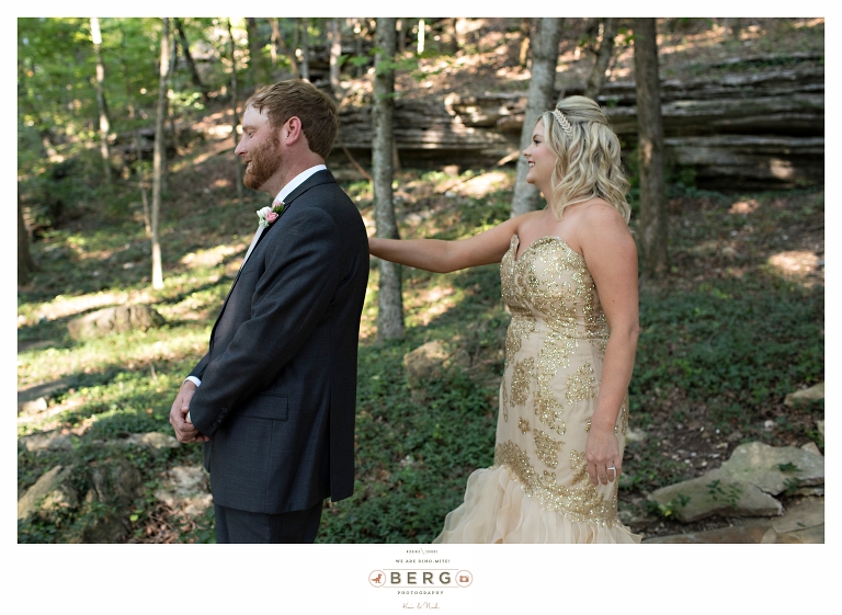 Thorncrown Chapel Eureka Springs destination wedding photographers (18)