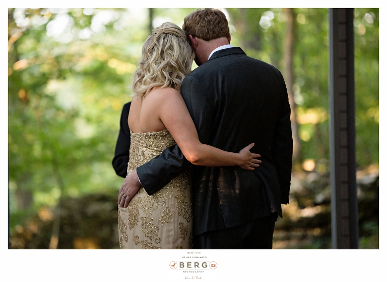 Thorncrown Chapel Eureka Springs destination wedding photographers (30)