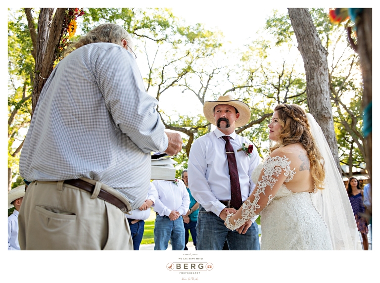 Pecan Grove Driftwood Texas Wedding Photographers (18)_1