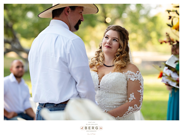 Pecan Grove Driftwood Texas Wedding Photographers (20)_1