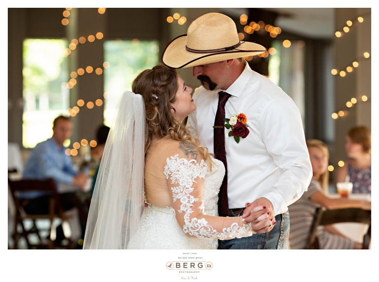 Pecan Grove Driftwood Texas Wedding Photographers (29)_1