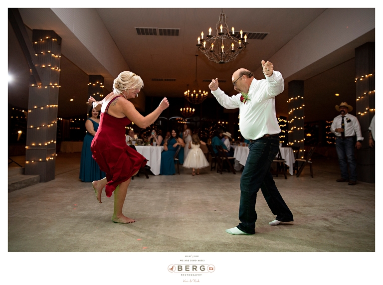 Pecan Grove Driftwood Texas Wedding Photographers (41)_1