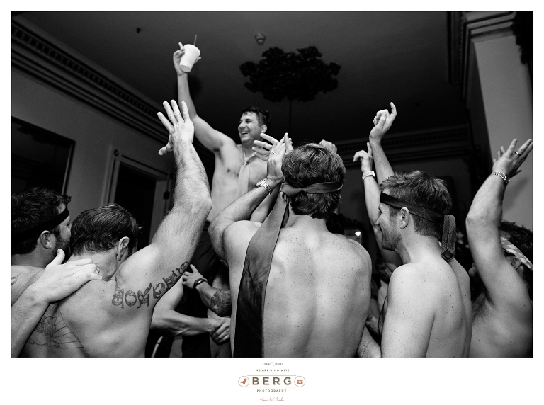 5 The Columns Hotel New Orleans Wedding Photographers (13)