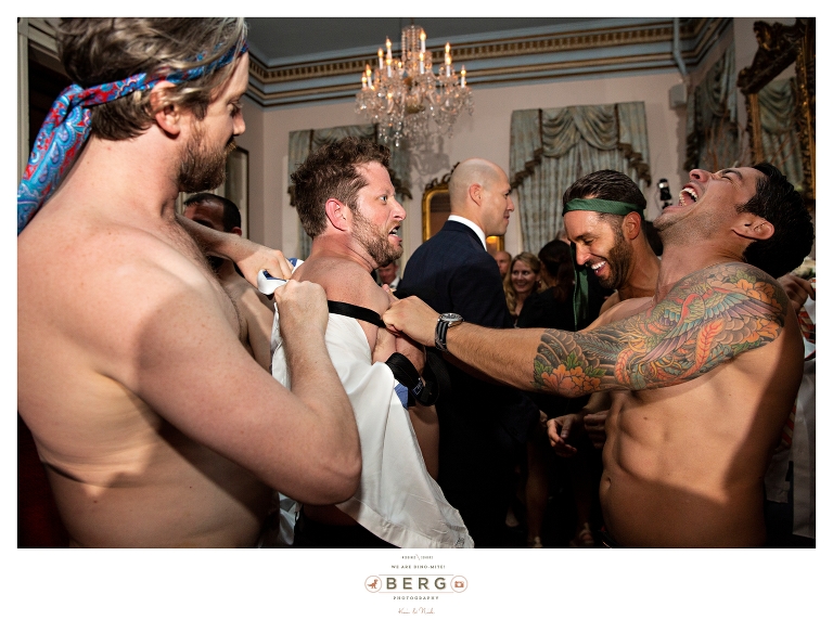 5 The Columns Hotel New Orleans Wedding Photographers (14)