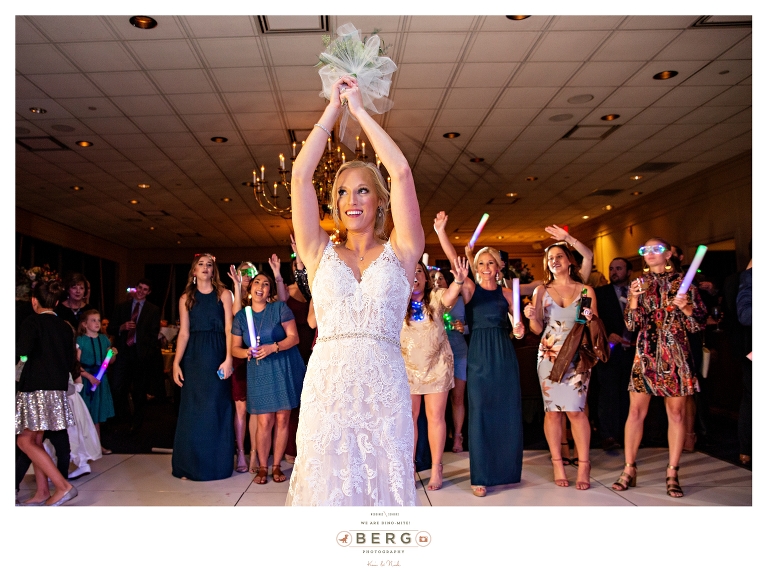 Petroleum Club Shreveport Louisiana Wedding Photographers (56)