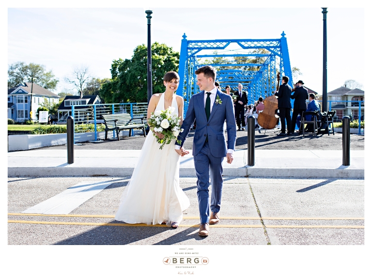 2 Magnolia Bridge wedding ceremony New Orleans photographers (11)