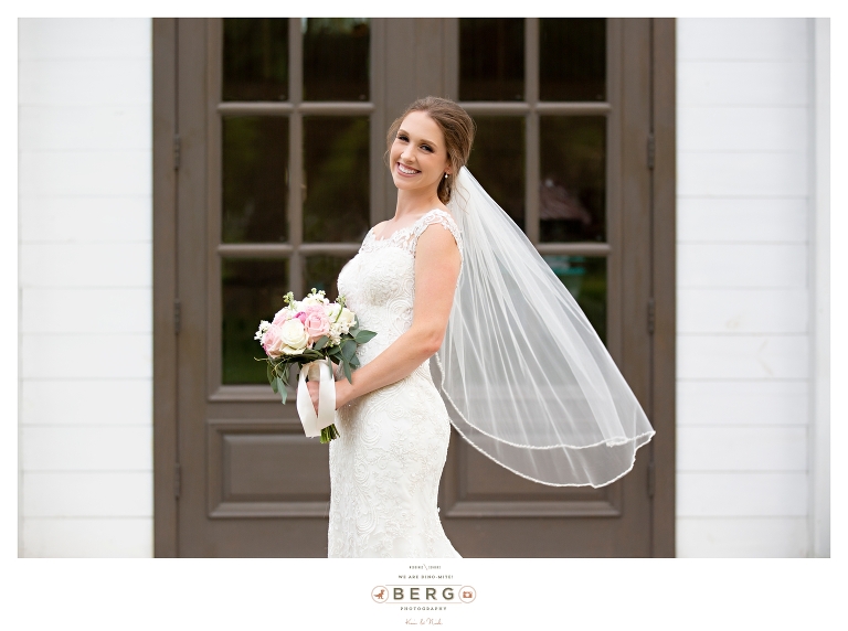 LaChute Plantation Shreveport Louisiana bridal session (14)
