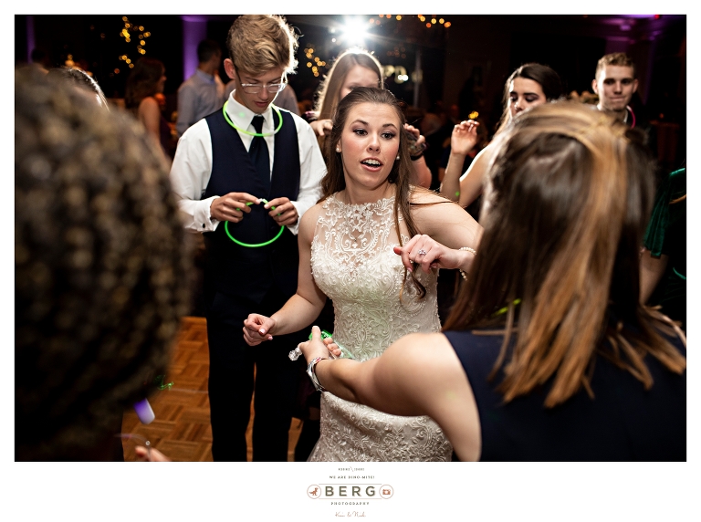 2 The Petroleum Club Shreveport wedding photographers (11)